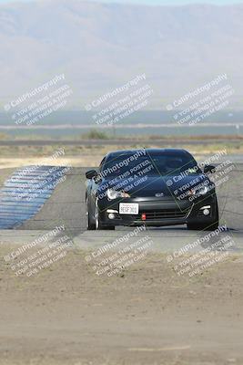 media/Sep-15-2024-Speed Ventures (Sun) [[7a54f7ed2f]]/Black Group/Session 1 (Outside Grapevine)/